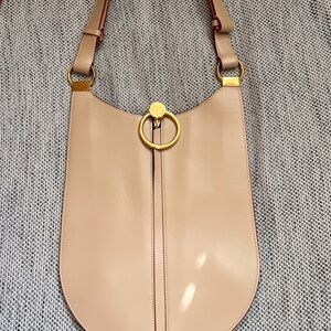 Elegant Tan Leather Shoulder Bag